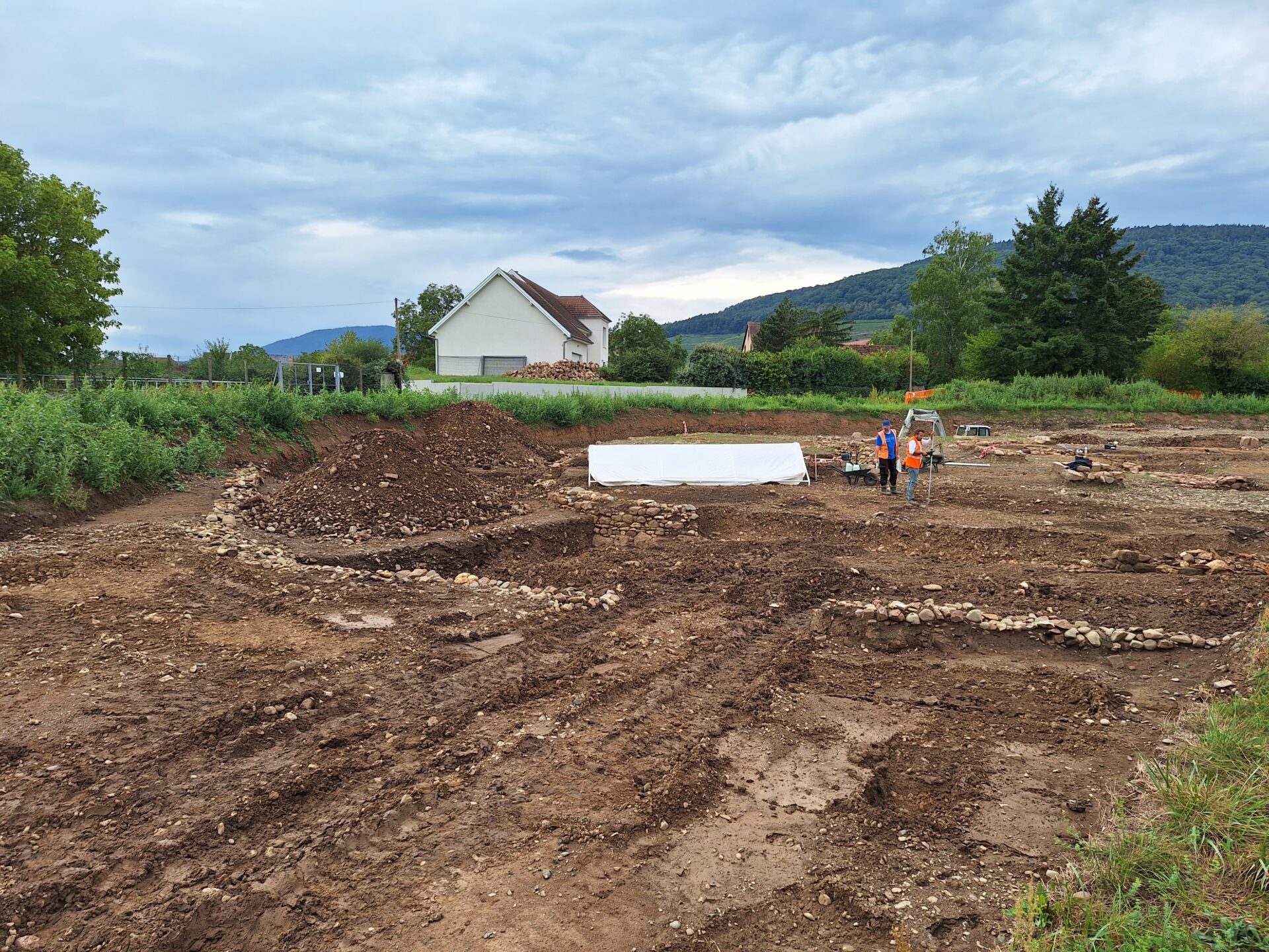 Bergholtz Des fouilles archéologiques révèlent un château fort d