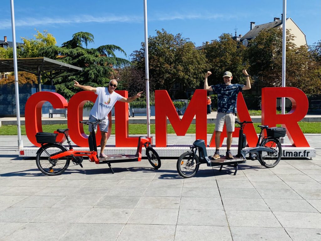 Stéphane Jordan (à droite), avec un collaborateur recruté récemment