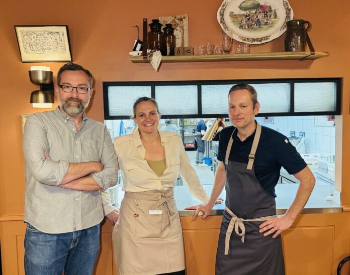 Mathieu Lasne-Villoing, Caroline Furstoss et Michaël Schirr ont ouvert la salle des fêtes.