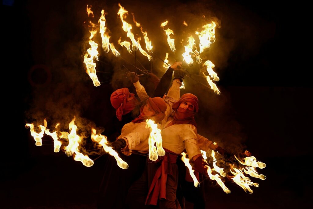 Un spectacle avec du feu